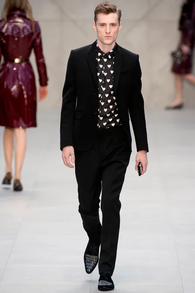 Look 8